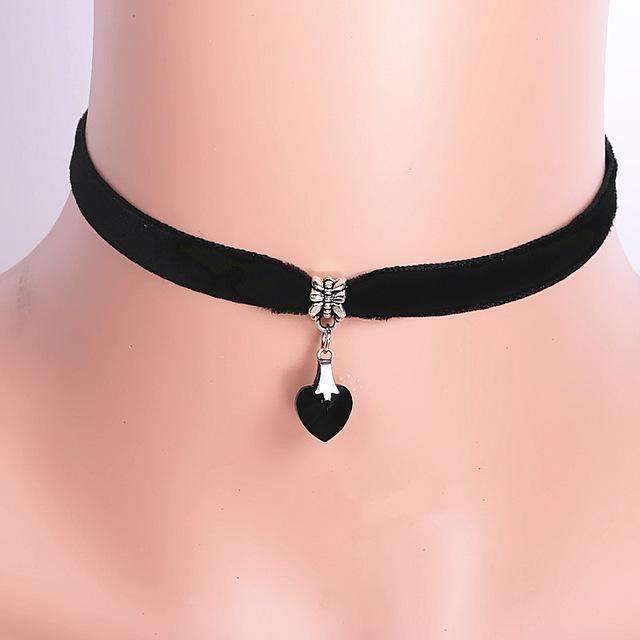 Vintage Retro Black Velvet Choker Necklace AExp