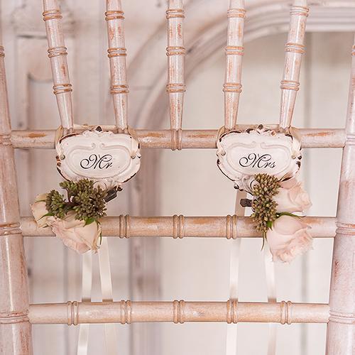 Wedding Cake Accessories Shabby Chic Hook Set with Mr. and Mrs. Inscription White (Pack of 1) JM Weddings