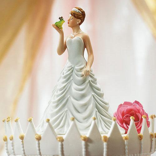 Wedding Cake Toppers Princess Bride Kissing Frog Prince Figurine (Pack of 1) Weddingstar