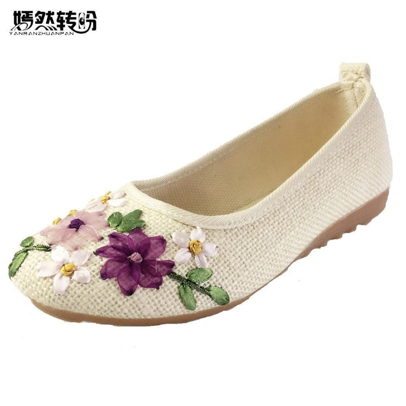Women Vintage Ribbon Embroidered Flat Pump Shoes