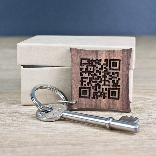 Wooden Gifts & Accessories Personalized Keychains Secret Message QR Code Keyring Treat Gifts